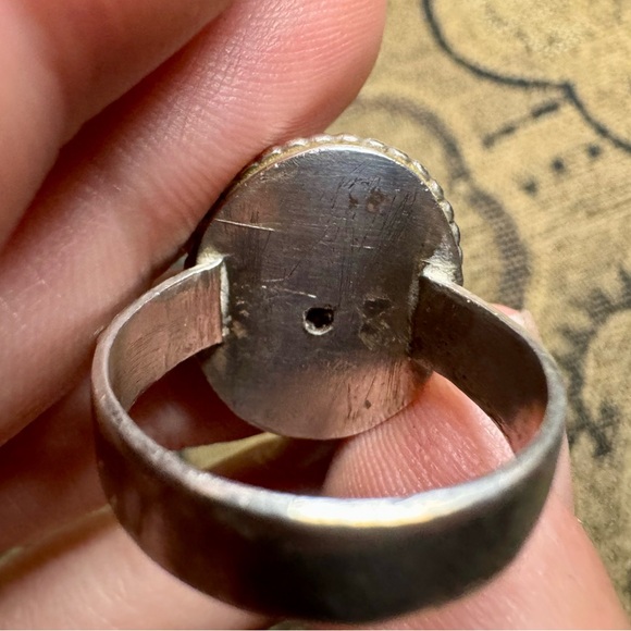 Silver and gemstone ring - Picture 7 of 12